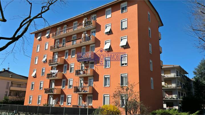 3 LOCALI e BOX